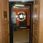 Roxena House Hotel