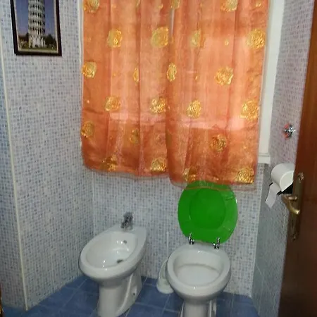 Roxena House ホテル ローマ