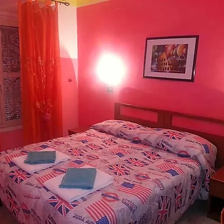 Roxena House *