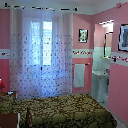 Hotel Roxena House Roma